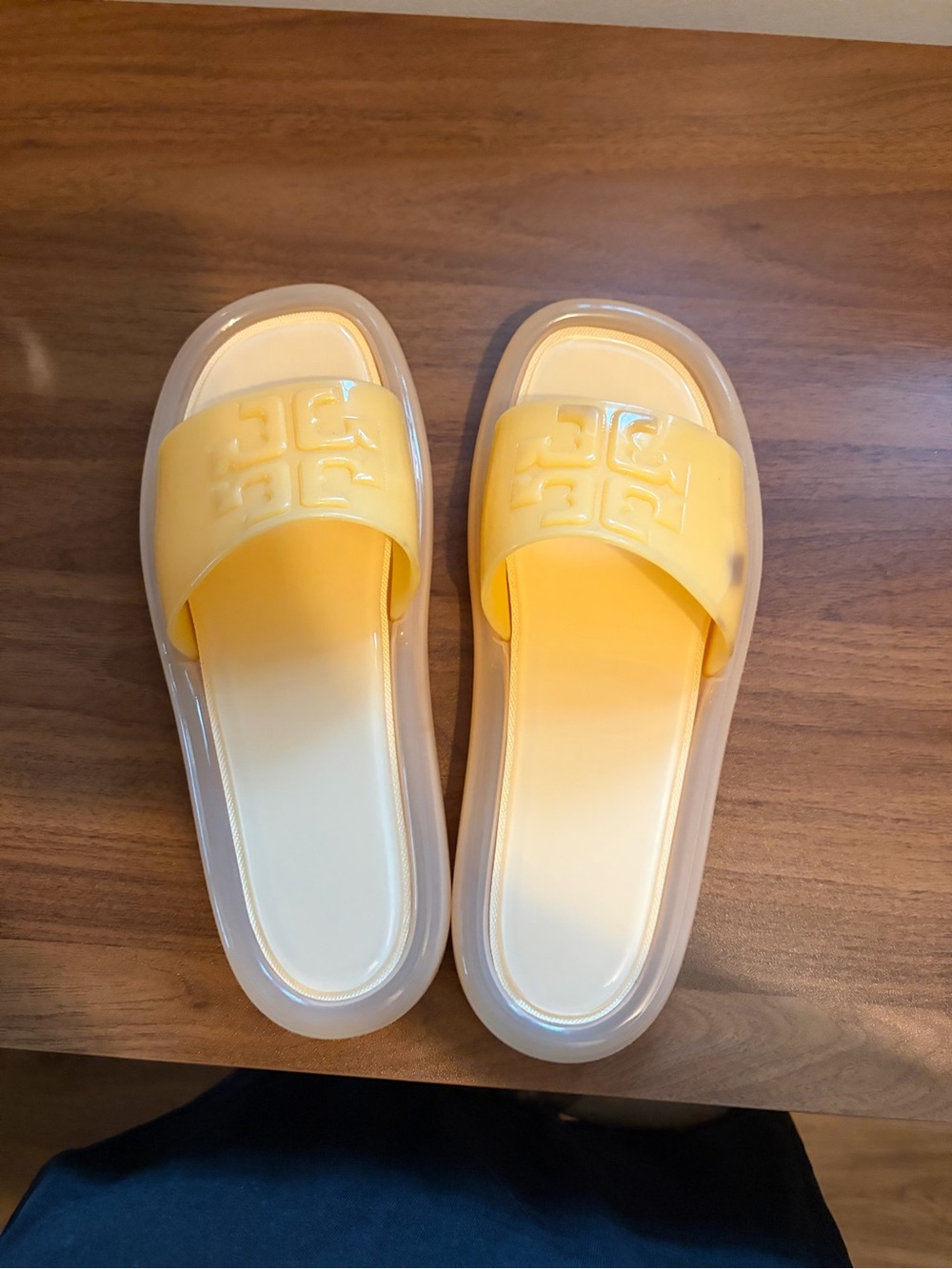 Tory Burch Lemon Yellow Jelly Slide Sandals - Picture 2 of 4